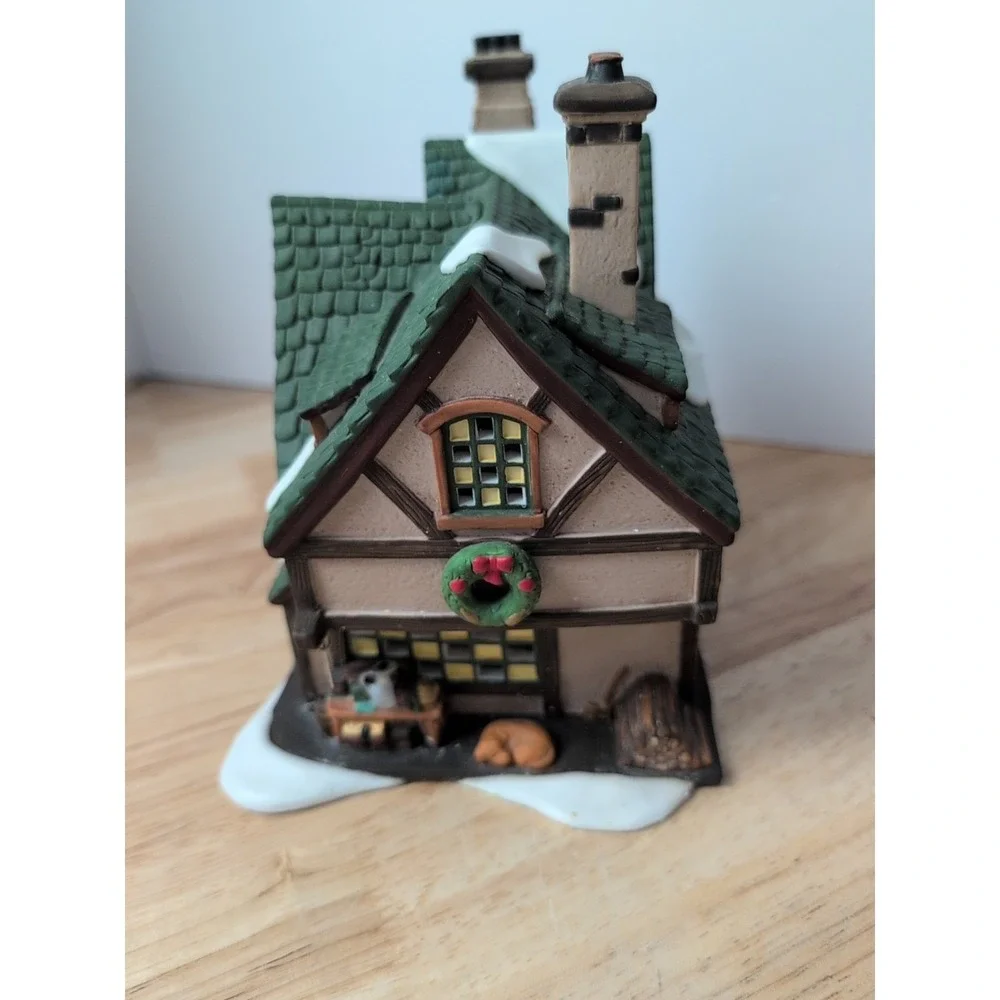Department 56 Quilly's Antiques Dickens' Village Series Lighted House #58348